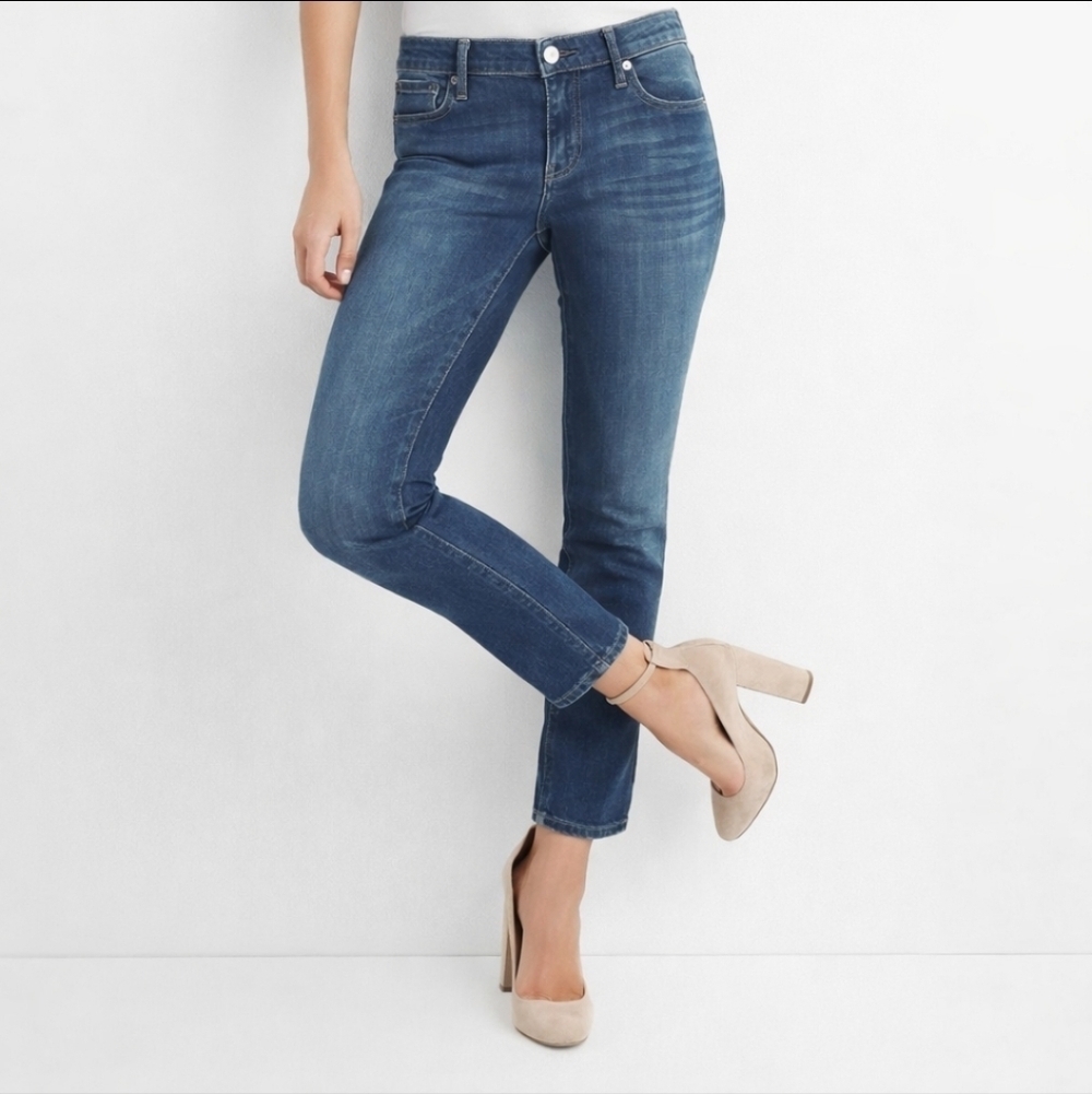 Gap Mid Rise Straight Leg Jeans Size 26 GUC